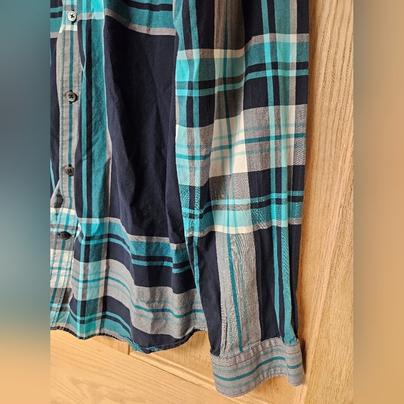 Express XL Fitted Button Down Shirt - Picture 5 of 8